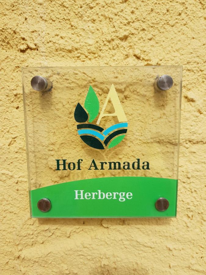 Herberge Hof Armada Wiesbaden Exterior photo